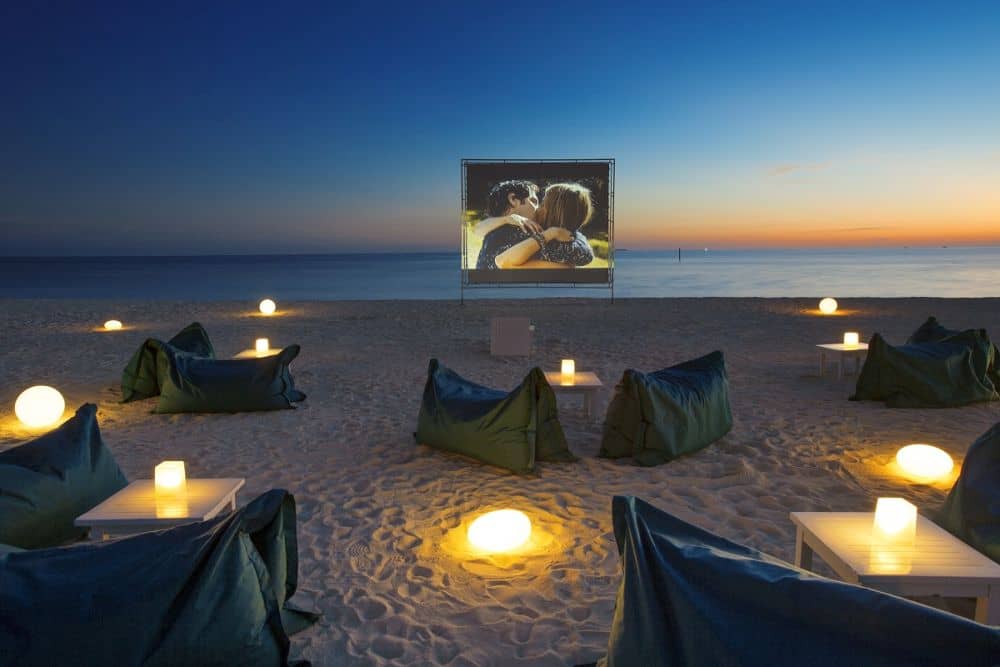 Alfresco beach cinema