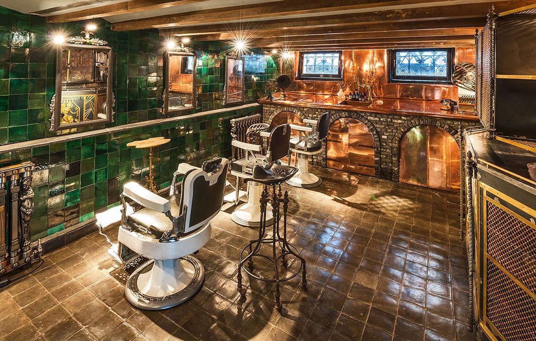 Vintage hair salon in Amsterdam