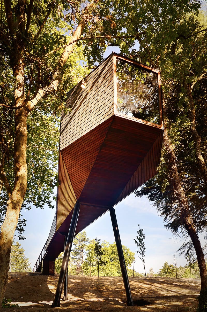 Treehouse hotel in Portugal