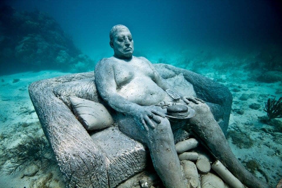Underwater statue