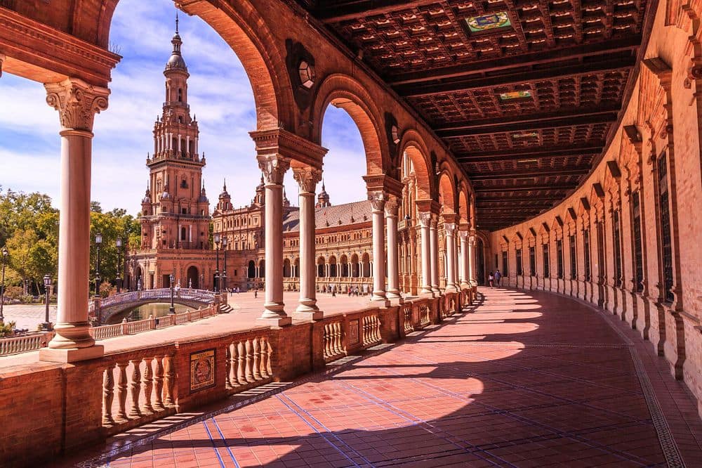 Spectacular plaza in Seville