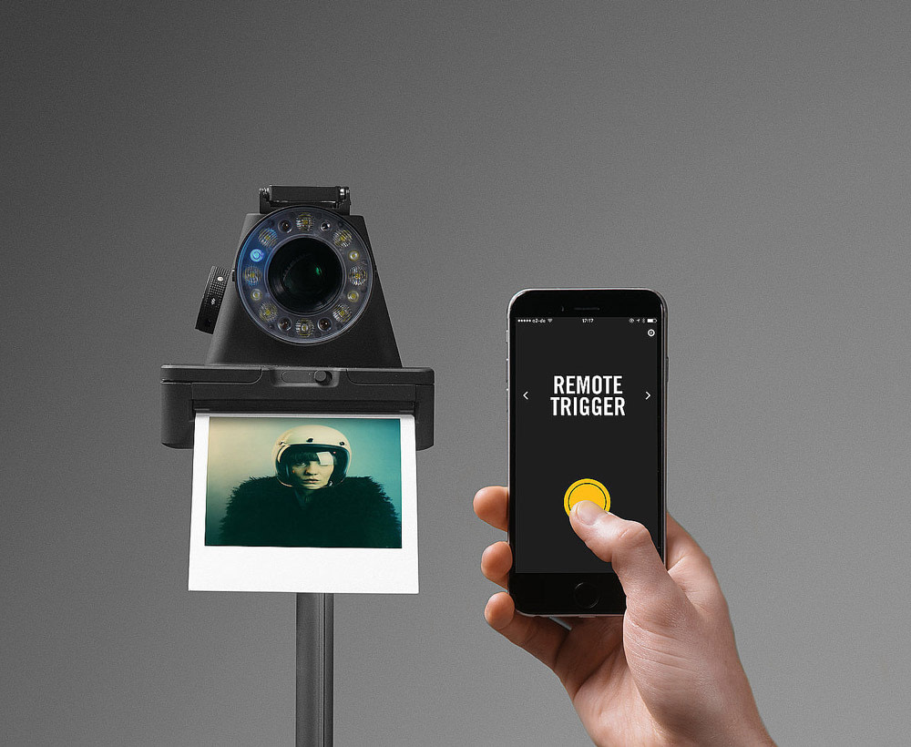 Impossible I-1 Camera