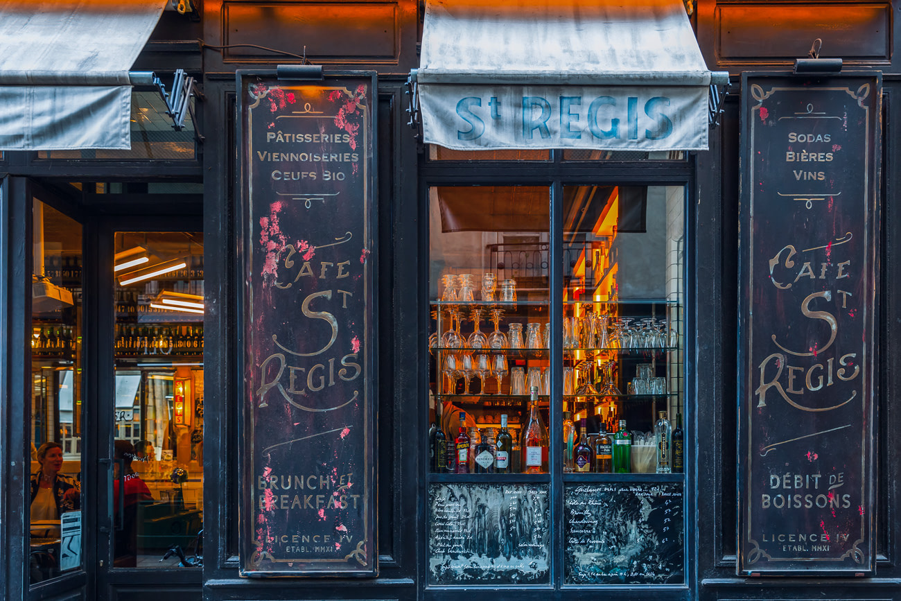 Local cafe in Ile Saint Louis