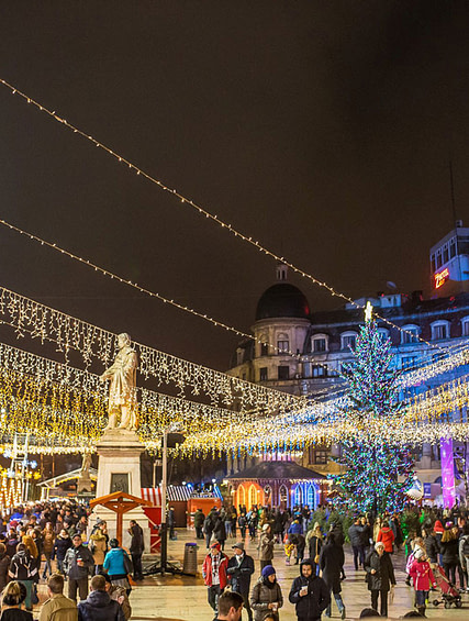 Christmas market in Piata Constitutiei