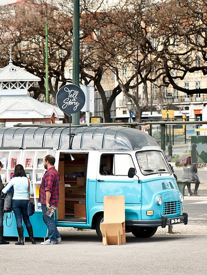 Mobile Bookstore in Lisbon