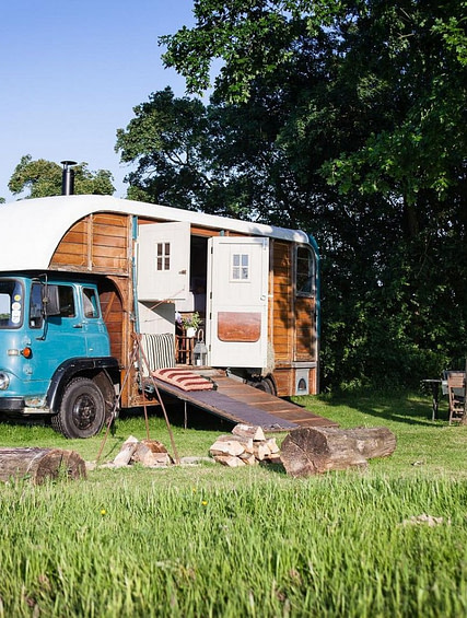 The Strawberry Roan Horsebox
