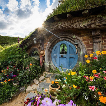 Hobbiton Movie Set