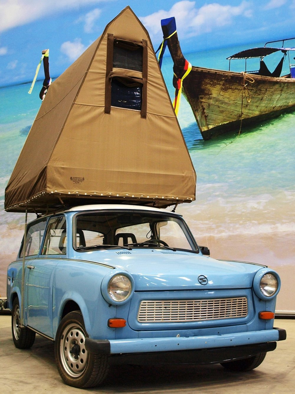 Tent on a Trabant