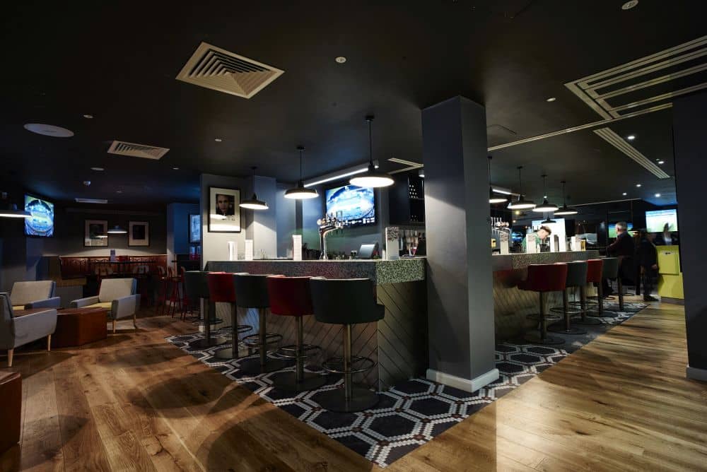 Hotel Football Bar