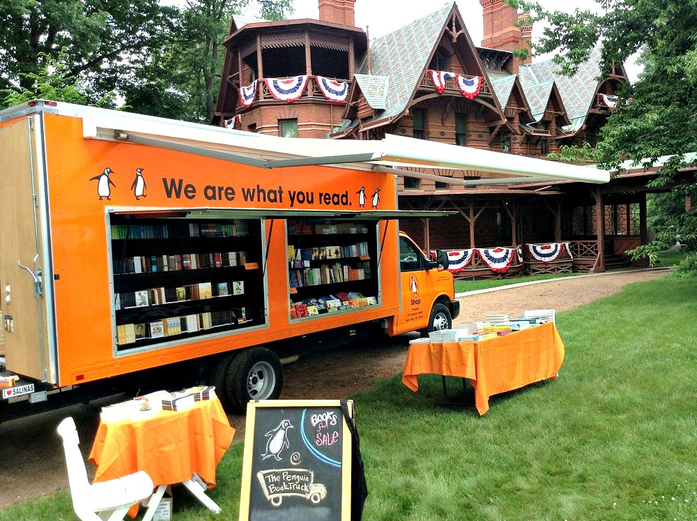 Penguin Book Truck