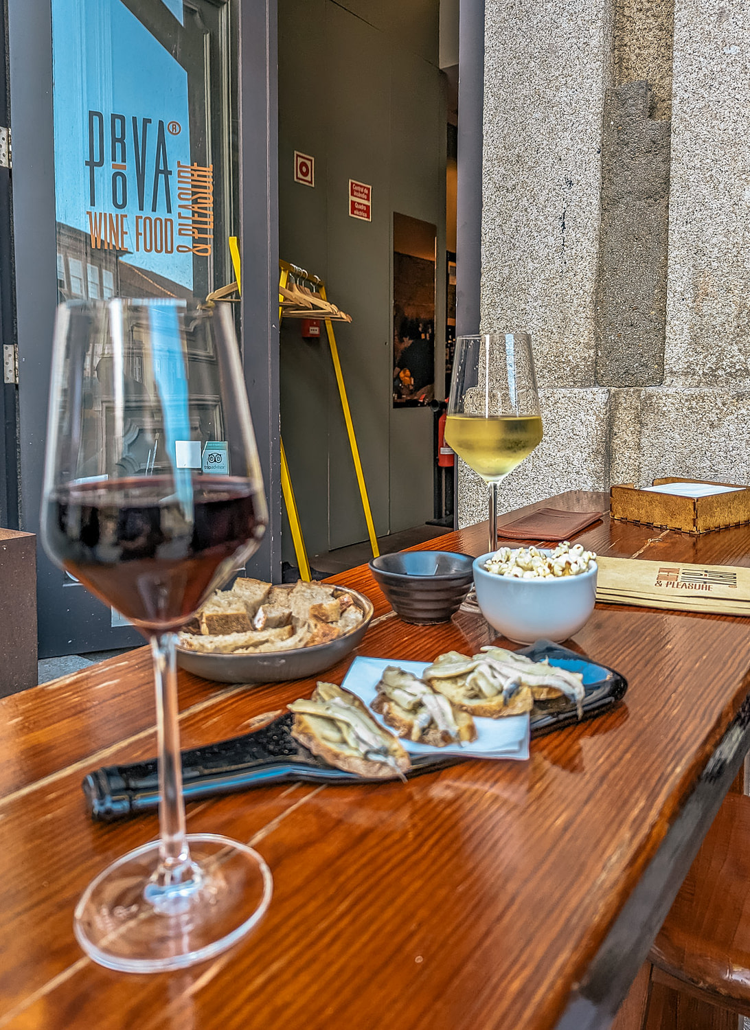 Prova wine bar