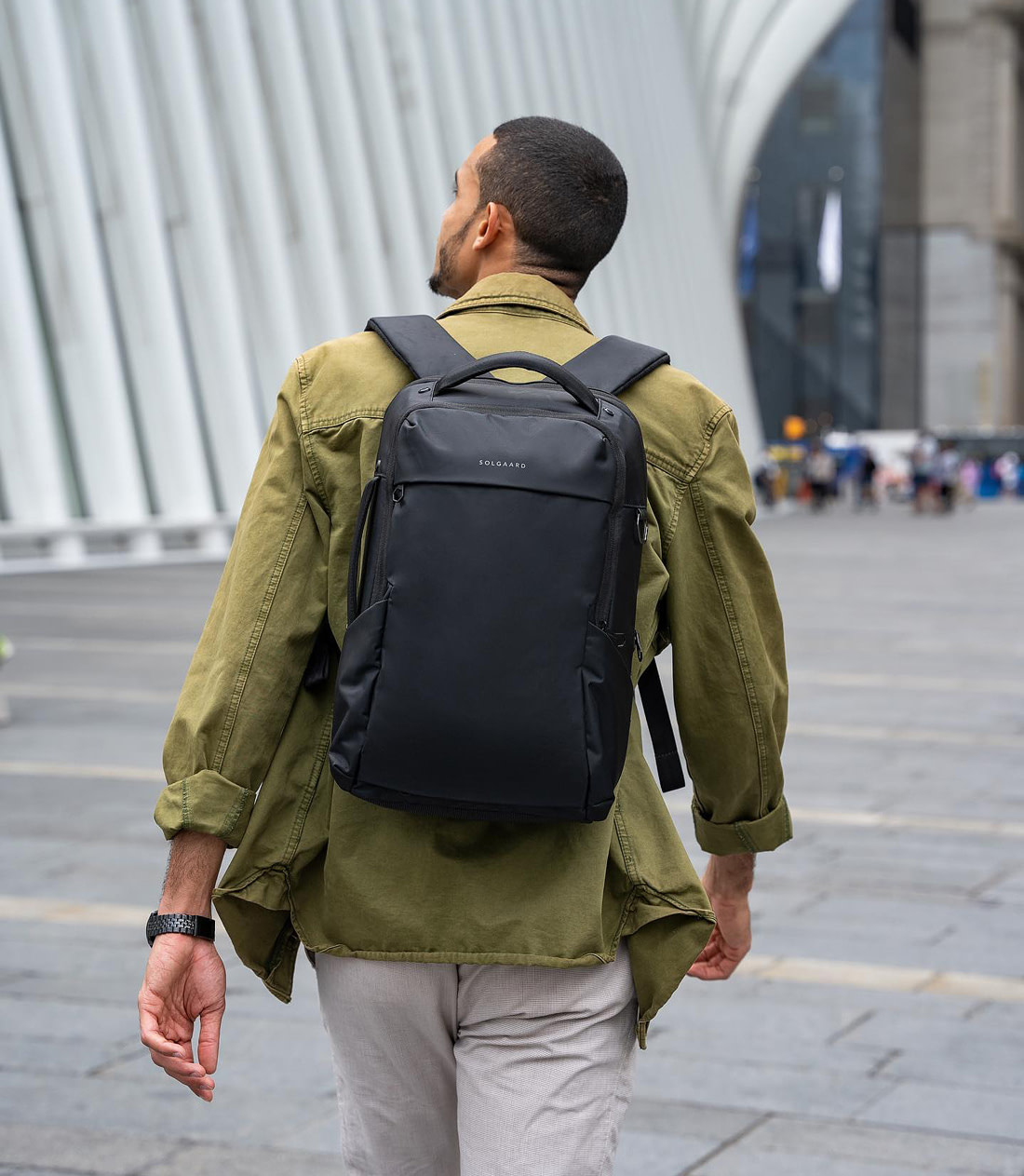 A clever travel backpack