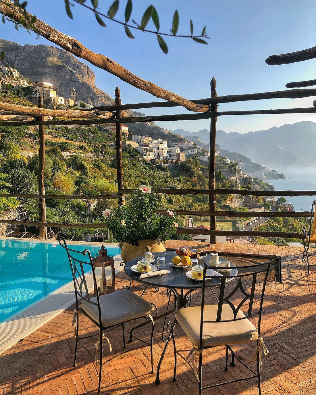 Villa with outdoor pool in Amalfi