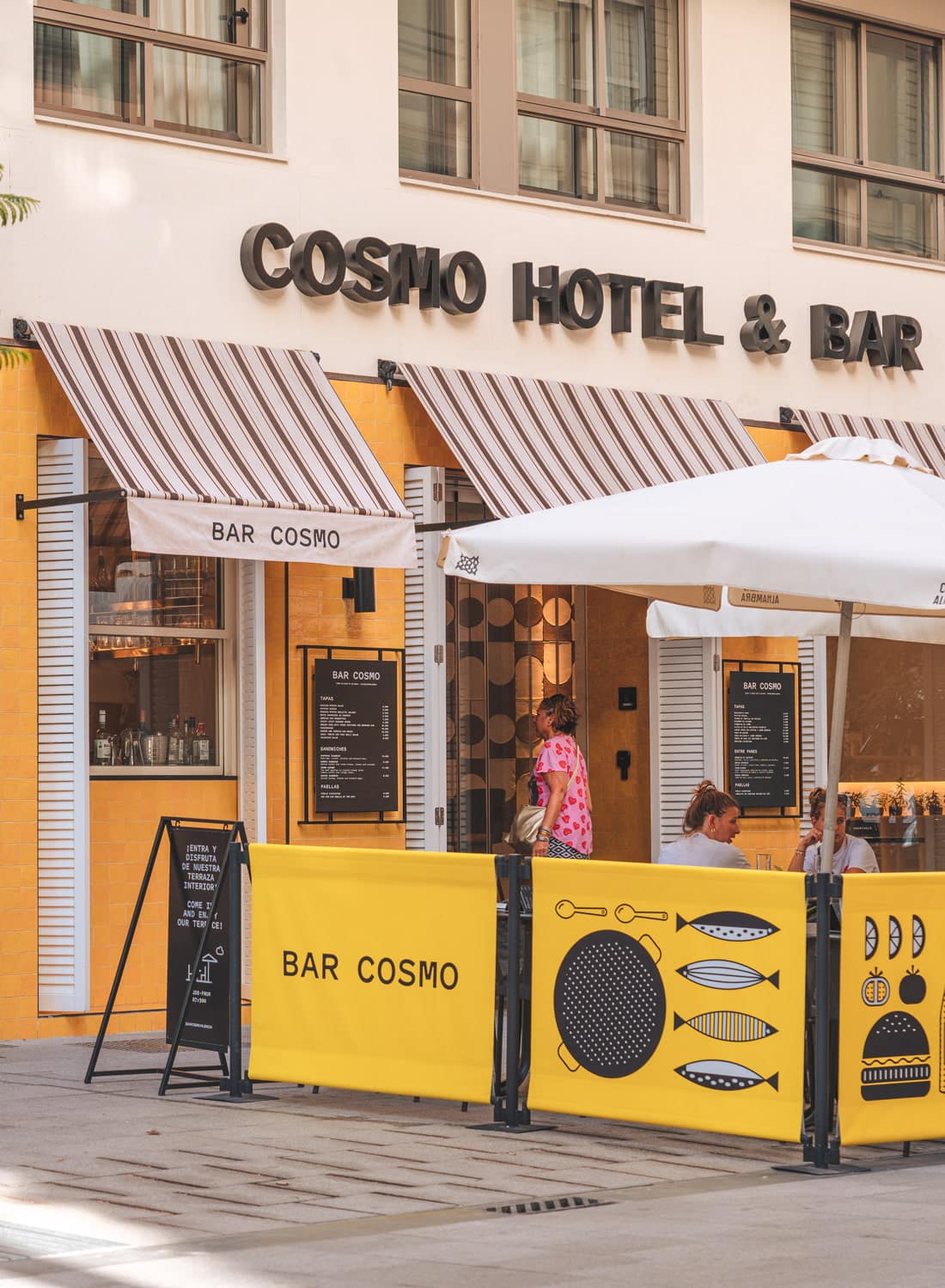 Cosmo Hotel and Bar, Valencia