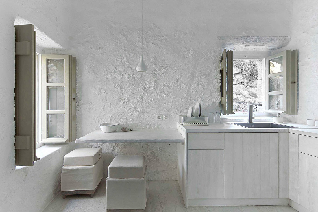 White kitchen