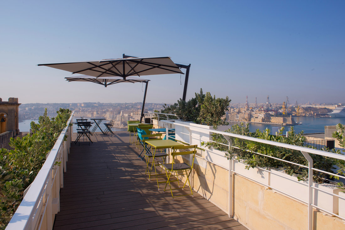 Penthouse suite with panoramic terrace