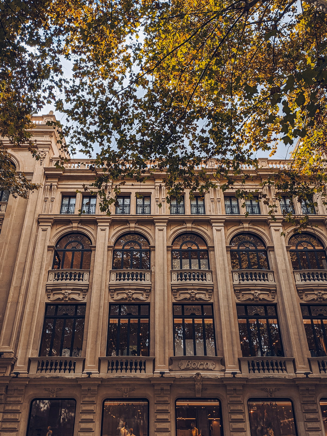 Zara Building, Passeig des Born