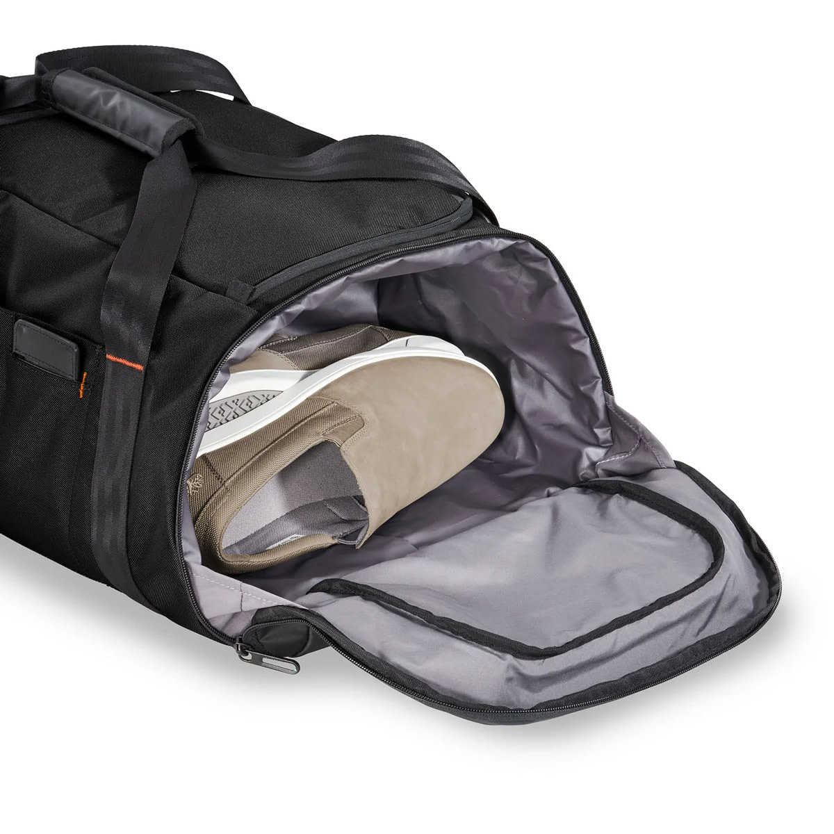 Large weekend bag with shoe compartment