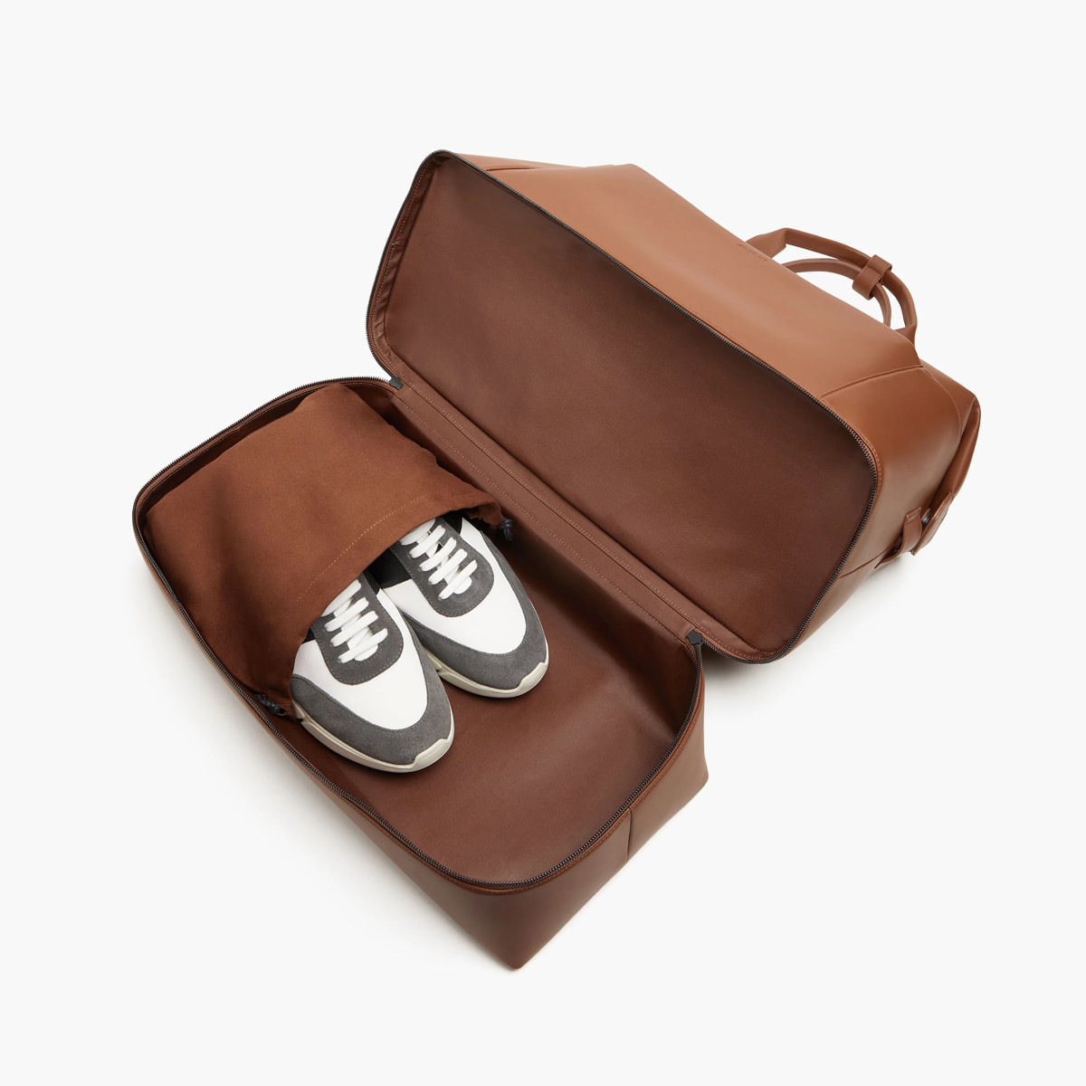 Weekend bag with shoe compartment