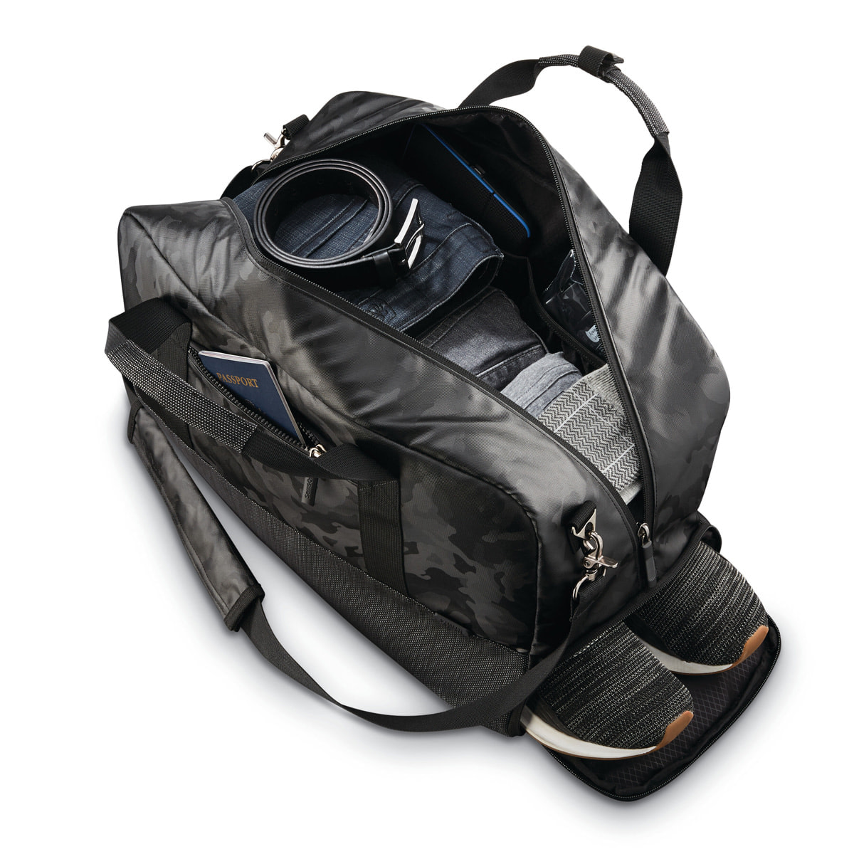 Mens duffle bag with shoe compartment