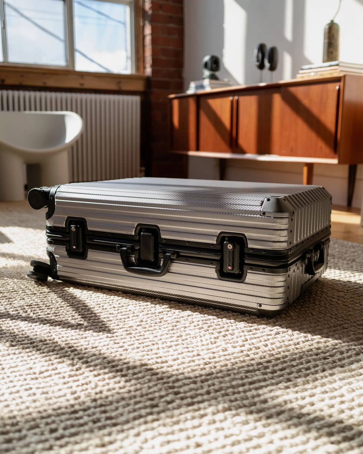 MVST Select TREK Aluminium Suitcase