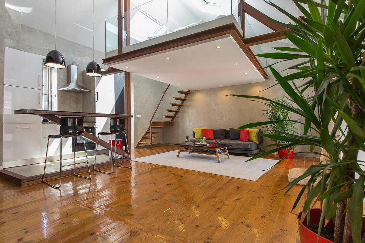Minimalist loft in central Lisbon