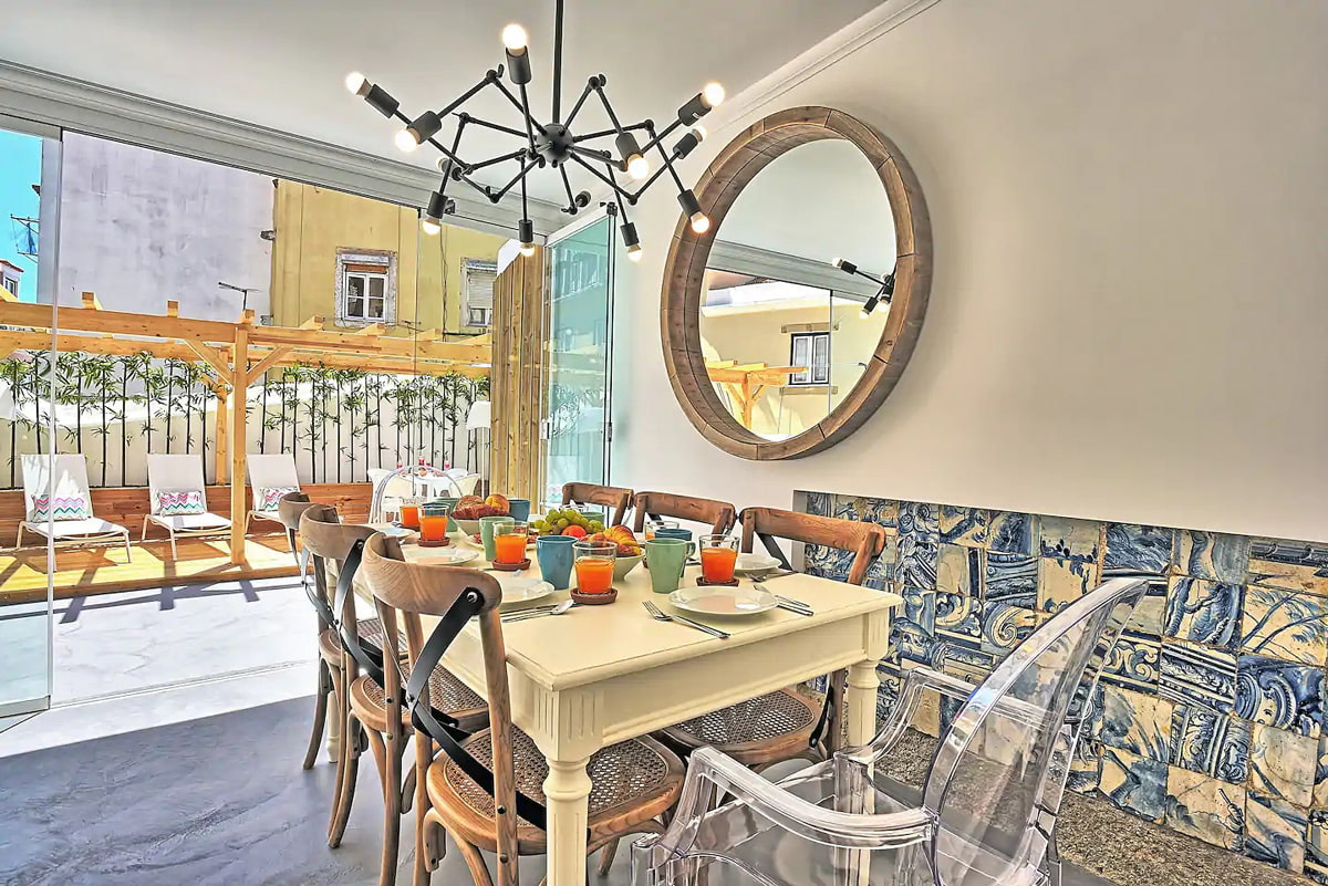 4 bedroom apartment with large terrace in Lisbon