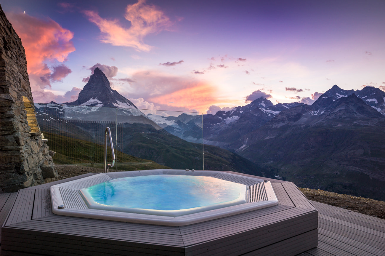 Hotel in Zermatt with outdoor hot tub