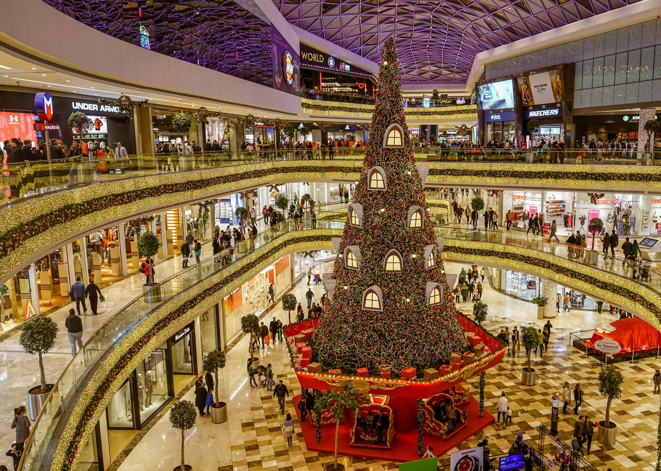 Christmas decorations at Vadistanbul mall
