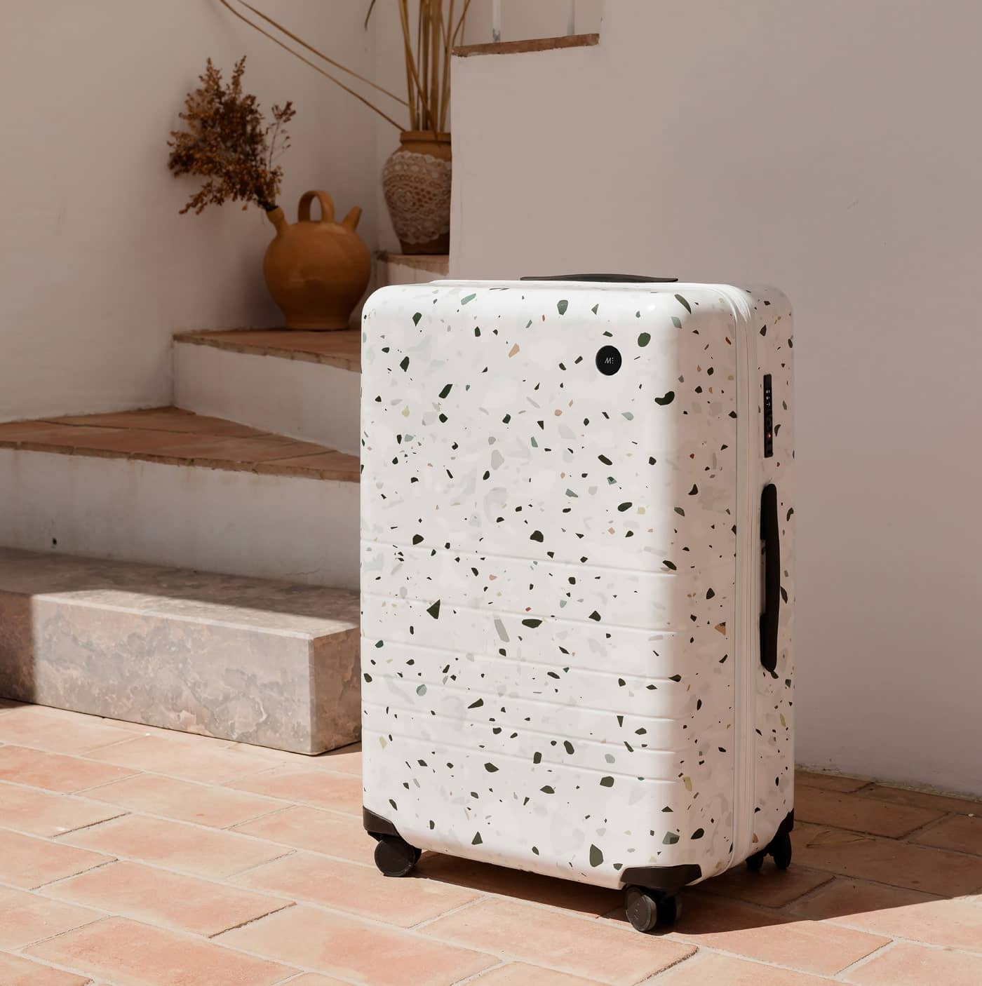 The Best Luggage Deals for the 2022 Holiday Season