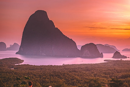 The Best Carry-On Luggage for Men in 2023