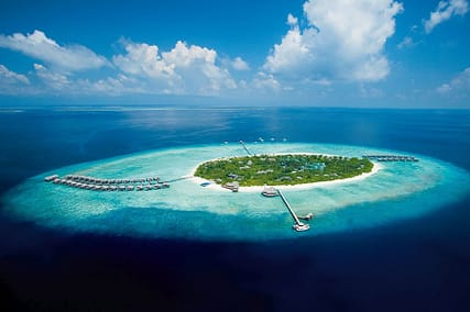 35 Beautiful Aerial Photos Of The Maldives' Island Resorts