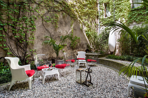 Contemporary Italian Design and Roman Remains Mingle Together at ...