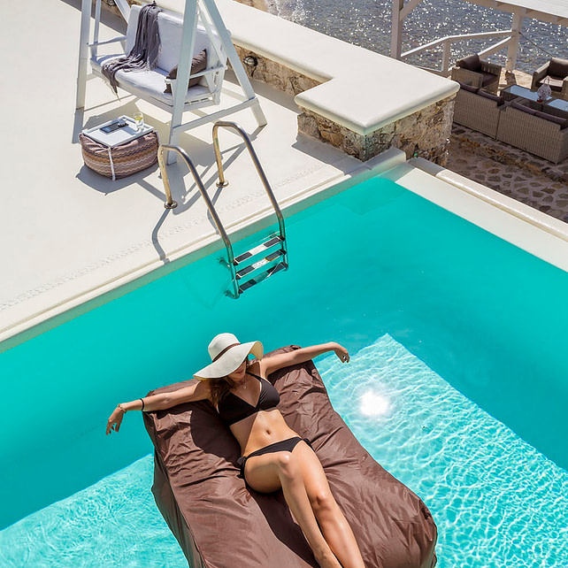 Swimming pool in Mykonos