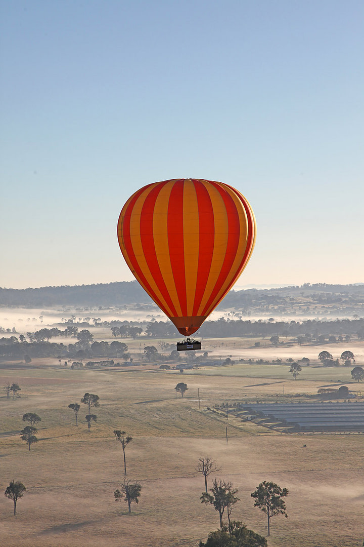 Hot air ballooning in Australia