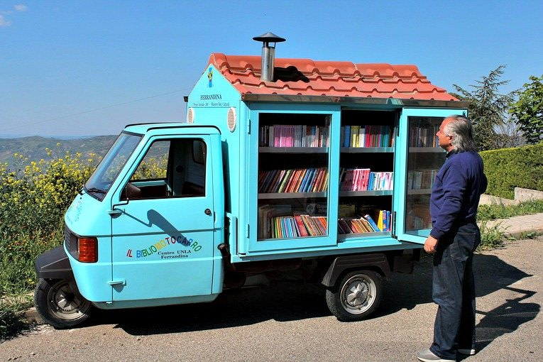 Mobile Library in Italy