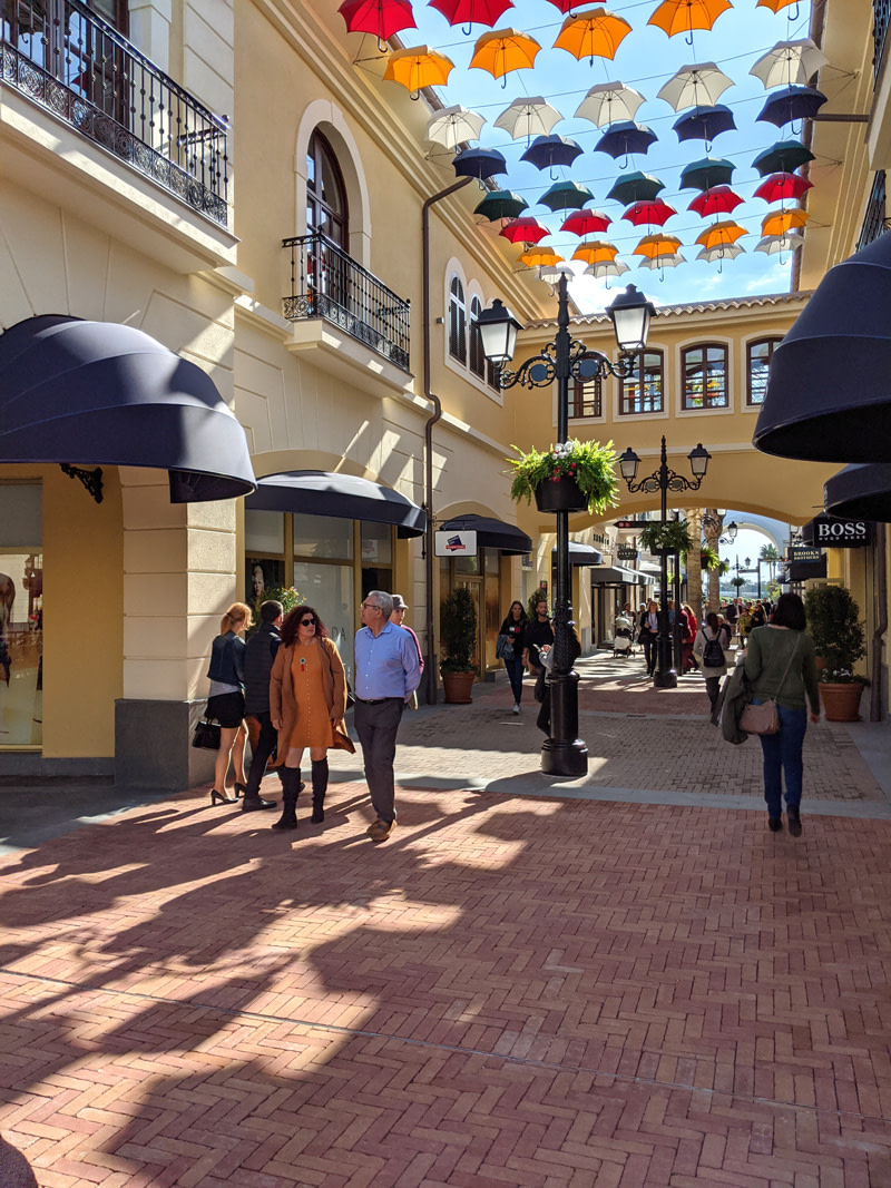 Kontoret Vandt Intim The 12 Best Outlet Shopping Villages in Europe