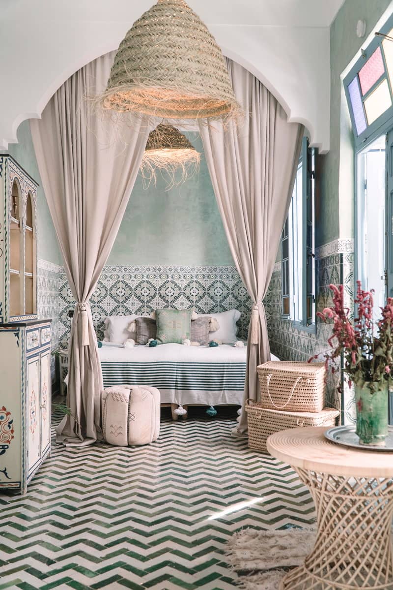 Moroccan bedroom design