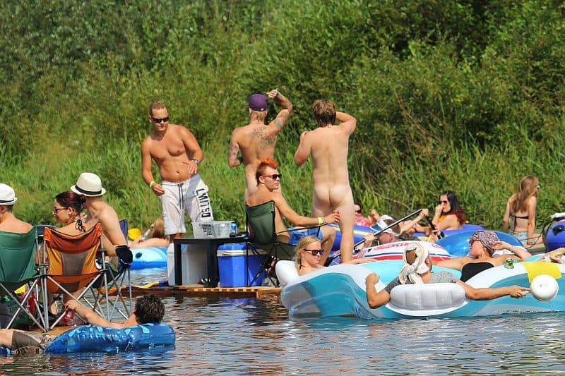 Beer Floating Festival