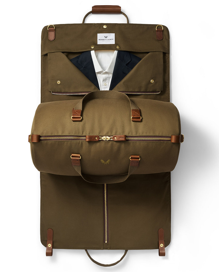 Garment Bag for Wrinkle-Free Travel Wardrobe