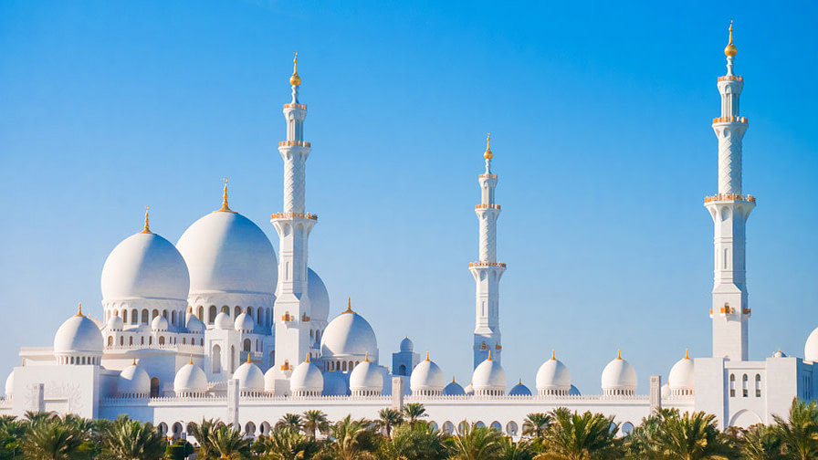 The World’s Most Beautiful Mosque in 17 Photos