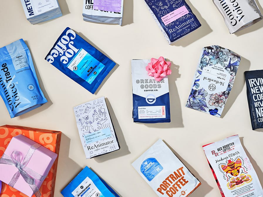 27 Gifts for Coffee Lovers (The Most Complete List You'll Find)