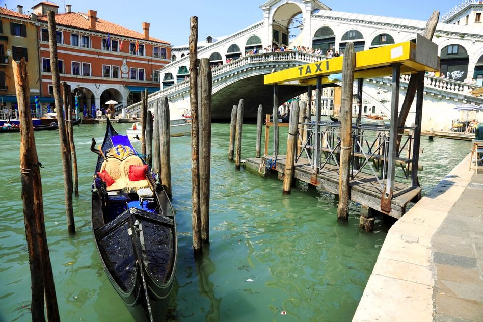 Gondola Taxi, Venice