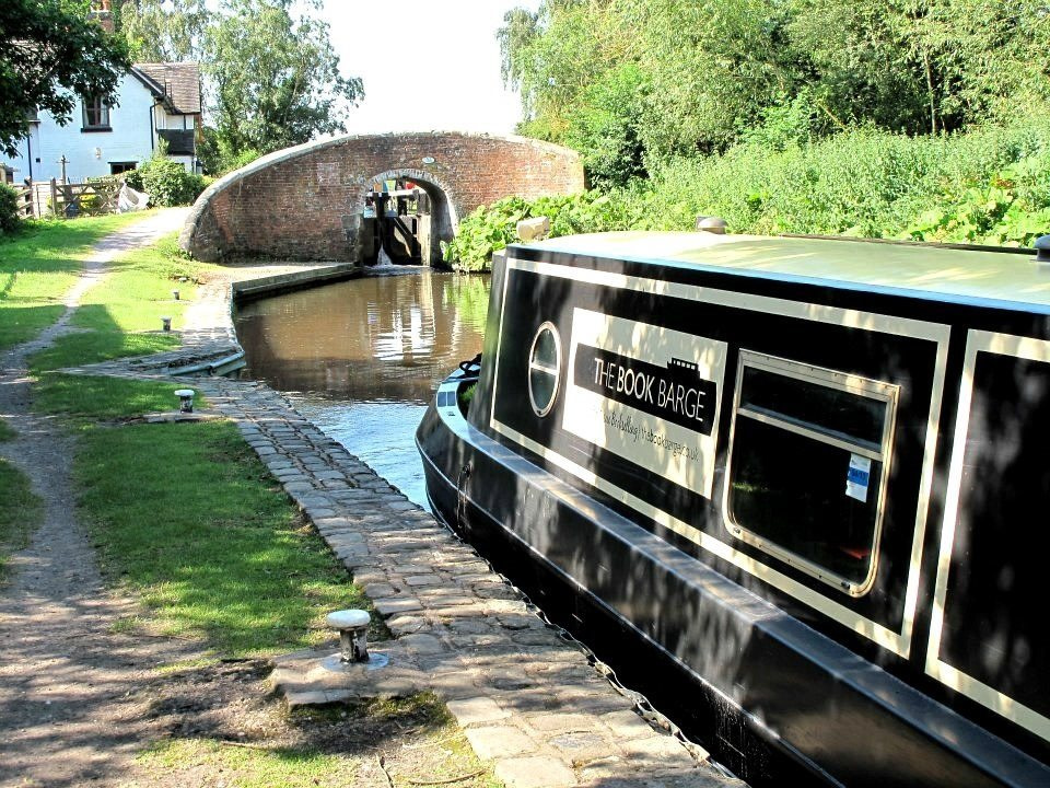 Boat Library 10 Quirky Mobile Libraries and Bookstores