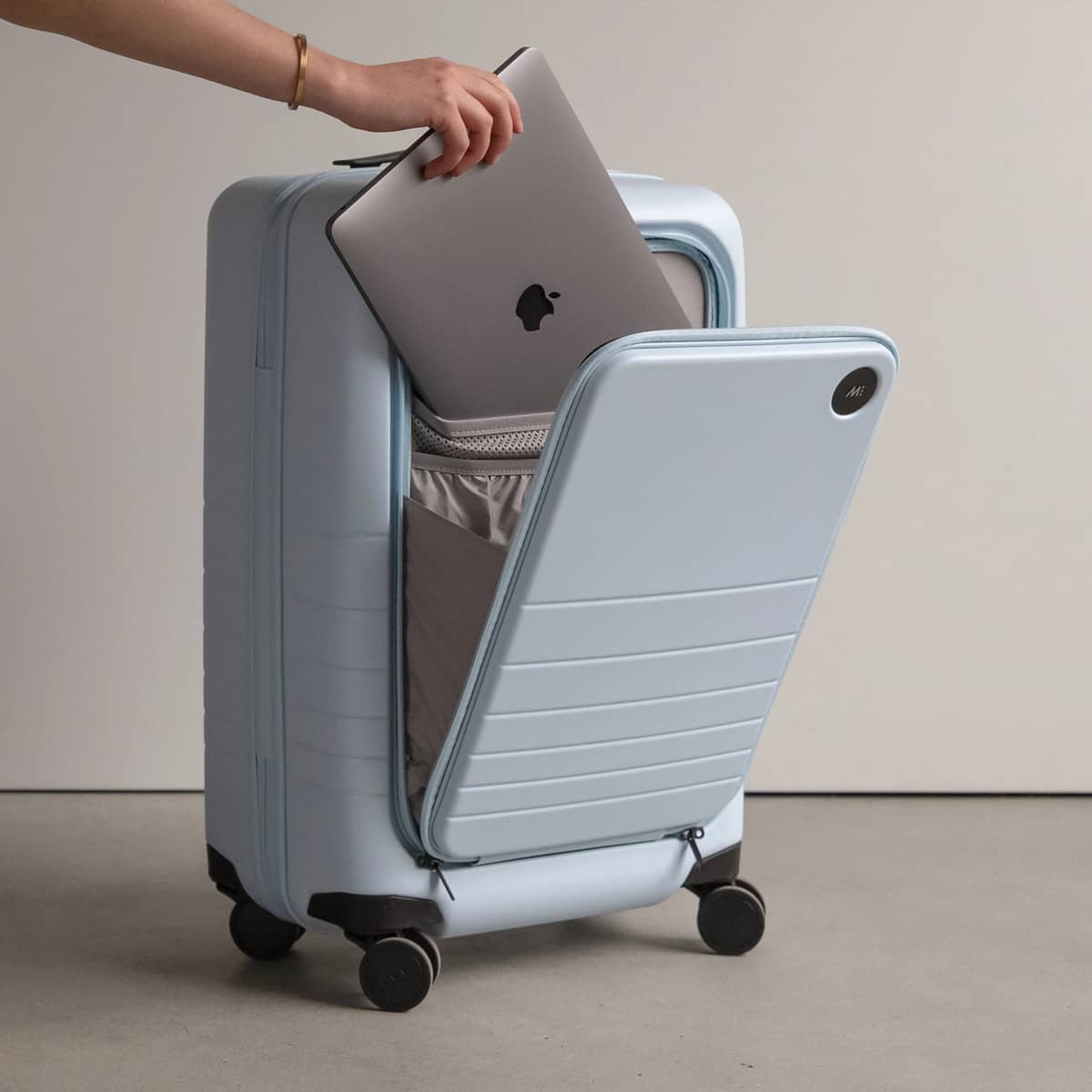 Can Carry On Luggage Have Wheels