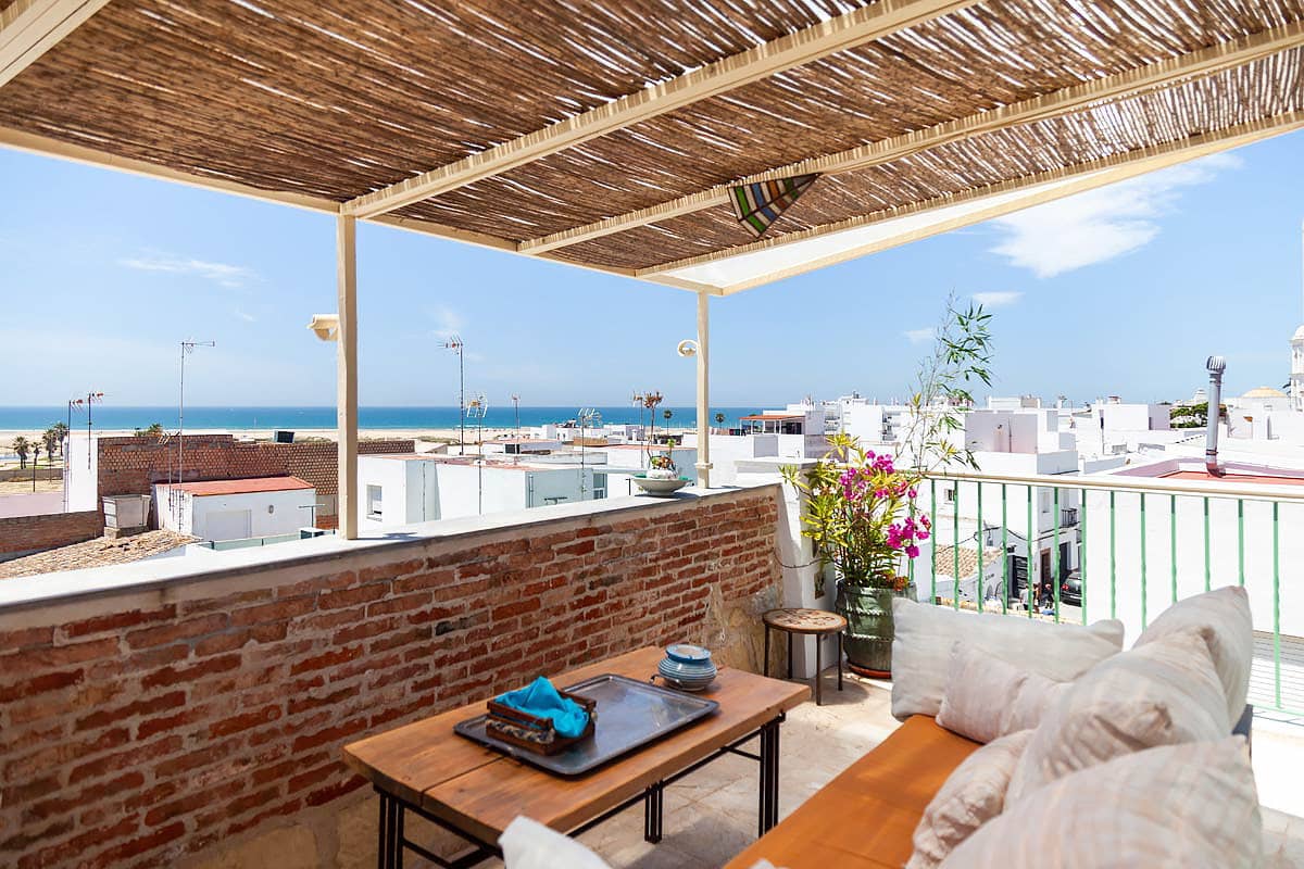 Apartment rental with rooftop in Conil