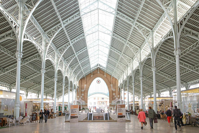 Shops in Mercado de Colon