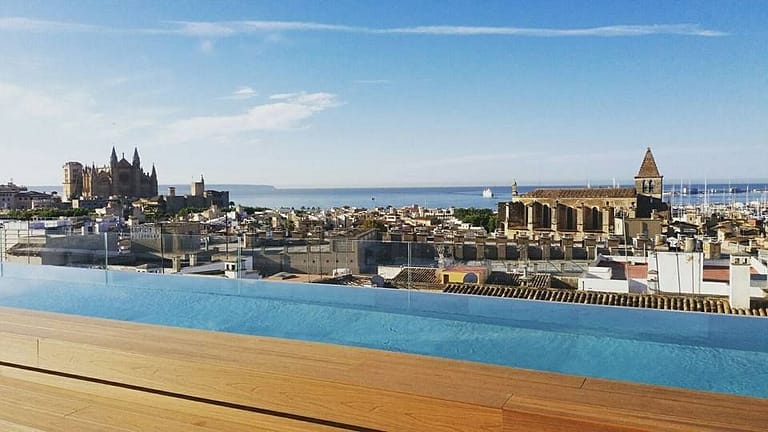 8 Hotels with Rooftop Pools in Palma de Mallorca